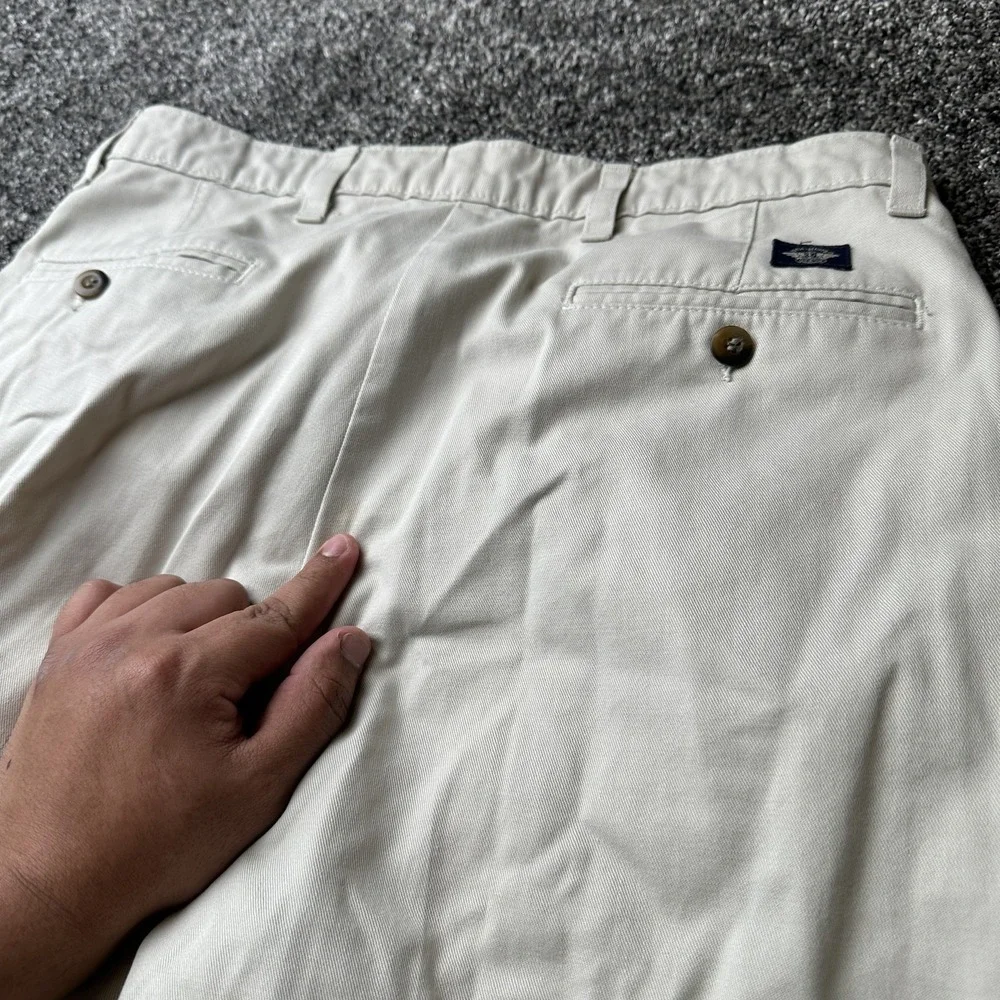 Docker Pants Mens 34x32 Beige Chino Pleated Front Classic Fit Slash‎ Pocket
